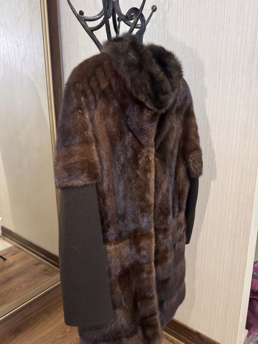 Продам норковую шубу