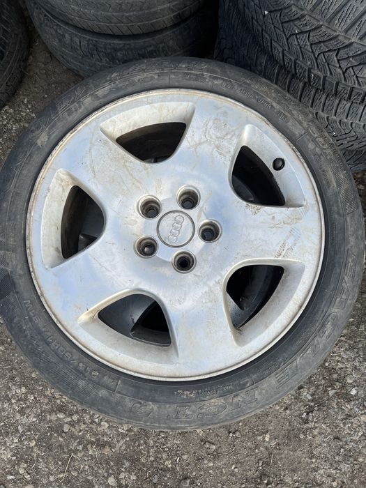 Алуминиеви джанти VAG (5x112 ET48 8J R17)