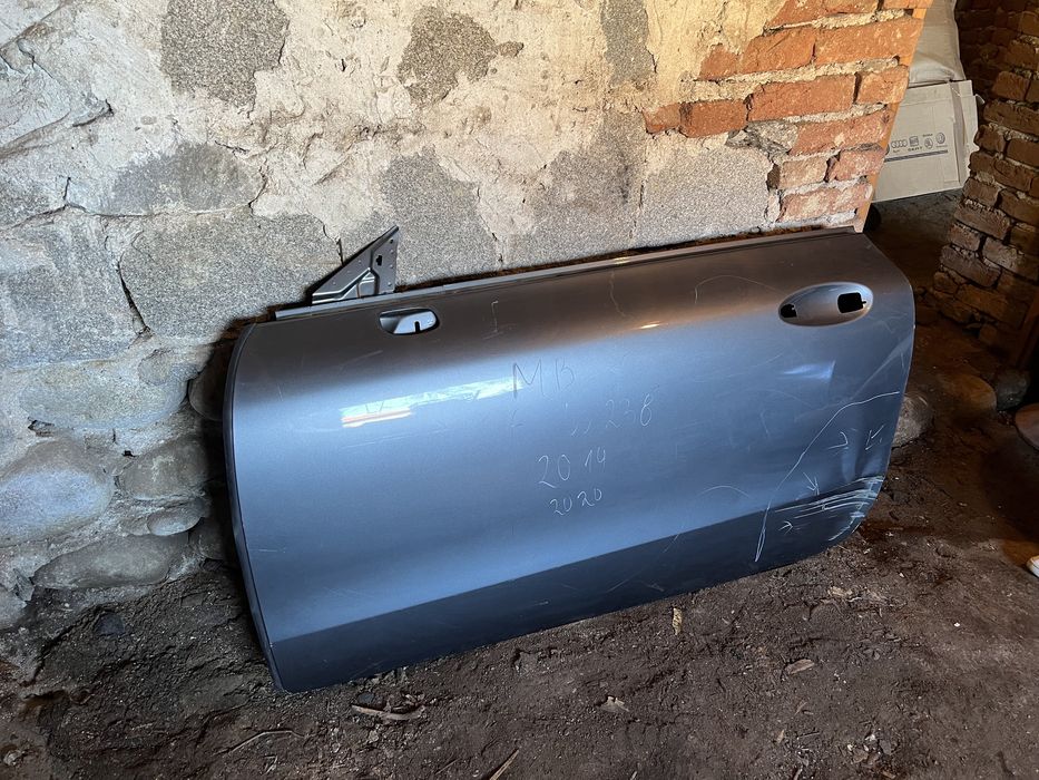 Mercedes Benz E coupe w238 лява врата