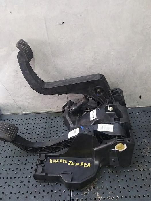 Ansamblu pedalier 2.3 d fiat ducato 250 2582501056