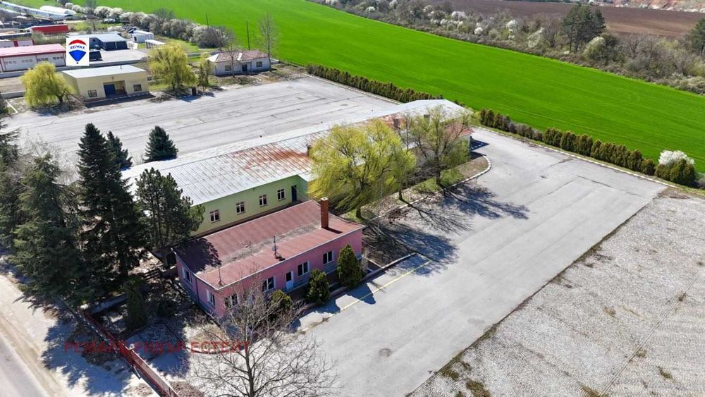 Индустриална база под наем гр. Ветово