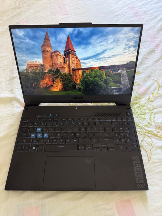 Laptop gaming ASUS