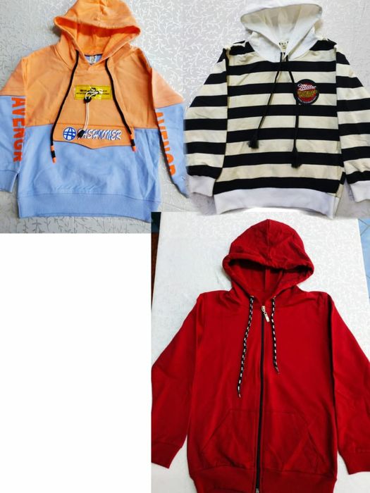 На разные возраста одежда для мальчиков и девочек