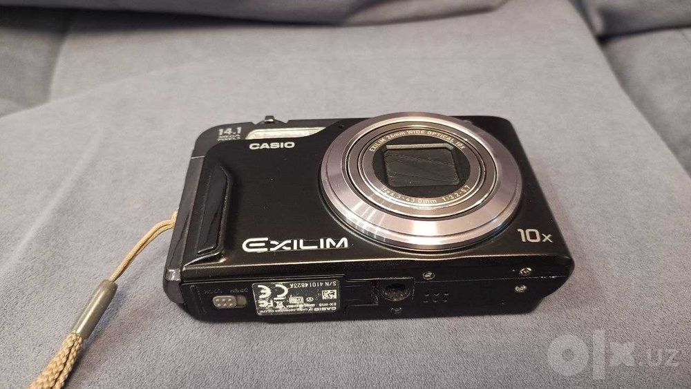 Цифровой фотоаппарат Casio EX-h15 Exicclim