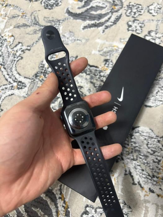 Apple Watch Series 6 Nike