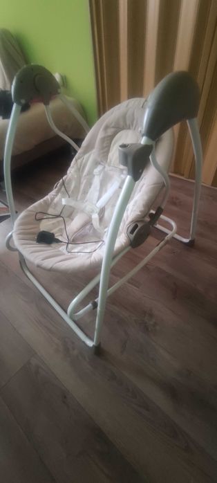 бебешка люлка и въртележка за легло