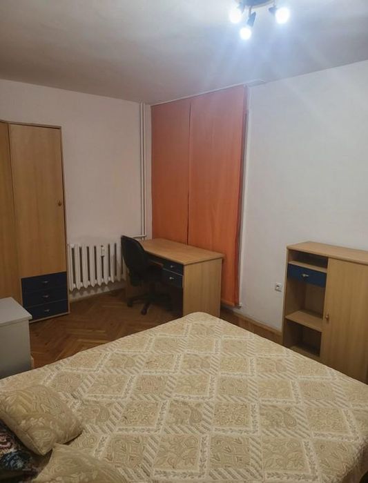 Тристаен апартамент под наем в ж.к. Слатина, 2178865