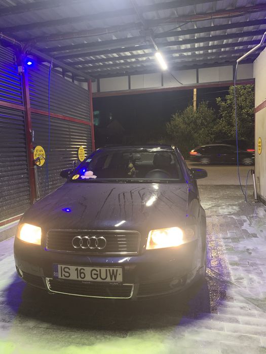 AUDI A4 0 — imagine 2