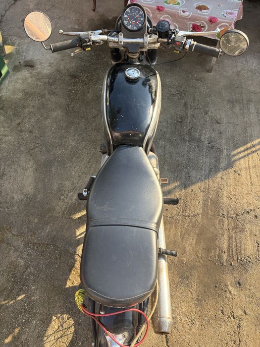 Motocicleta Sanglas motor de 500