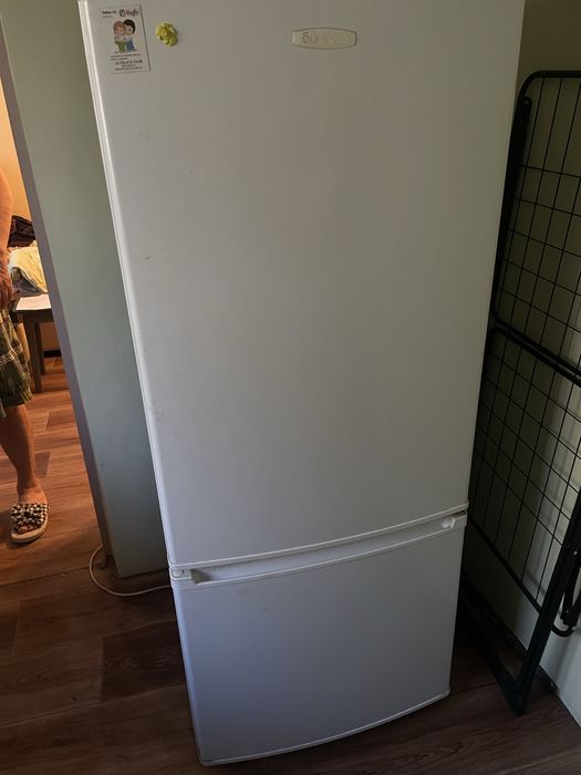 Продам холодильник