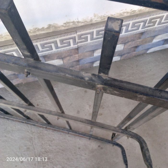 Jiguli bagaj sotiladi