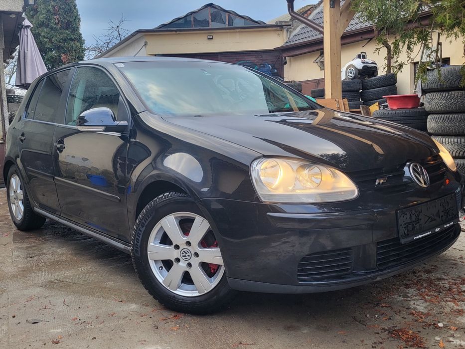 Golf 5 anul 2009 1.9 tdi 90cp