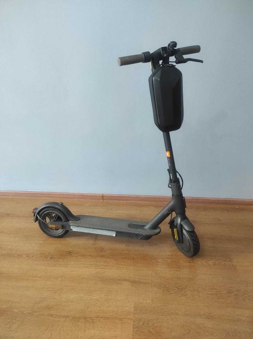 Электросамокат Xiaomi Mi Electric Scooter 1S в хорошем состоянии! ТОРГ