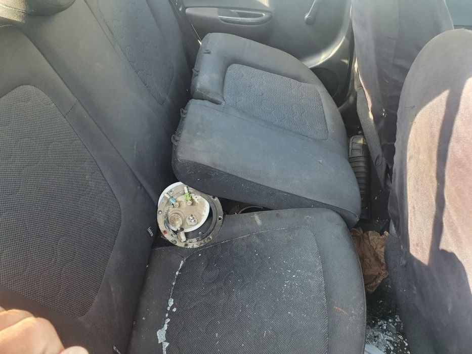 bara fata spate capota trager calandru haion stop tripla far oglinda stanga dreapta Hyundai i20 motor 1.4crdi 75cp D4FC Dezmembrez