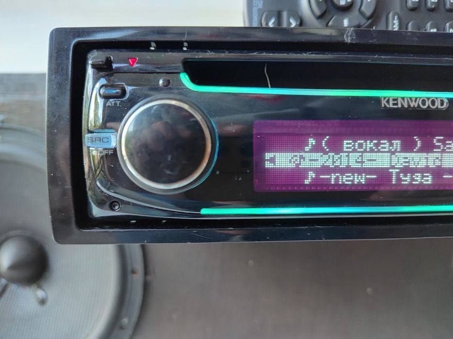 Висок клас KENWOOD KDC-W6541U