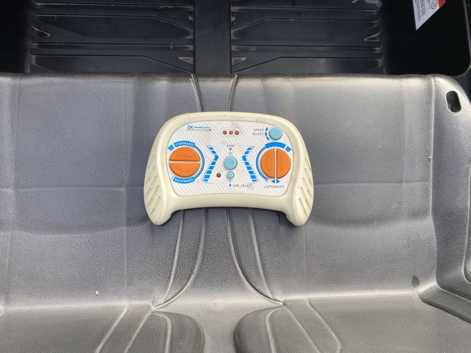 Продаю детскую машинку