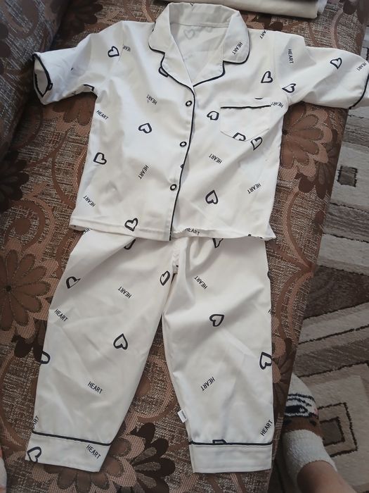 Продам детские вещи для девочки, разные, дёшево