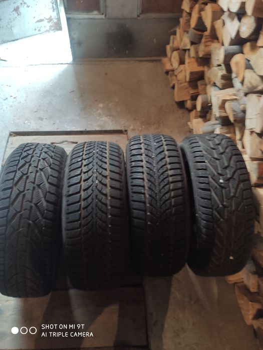 Четири зимни гуми