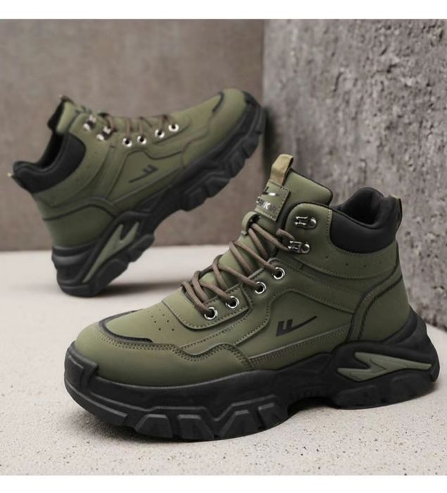 Новые  ботинки: Warrior Martin.