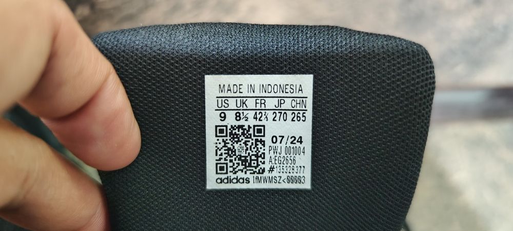 Мъжки маратонки Adidas Strutter EG2656