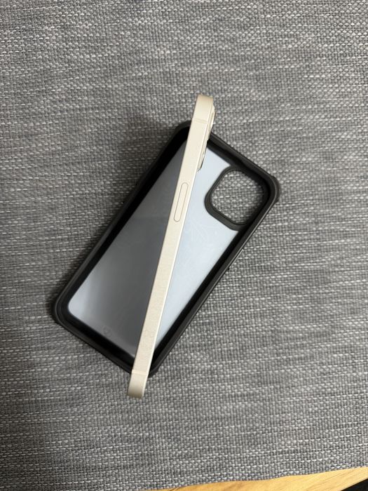 Iphone  13 .