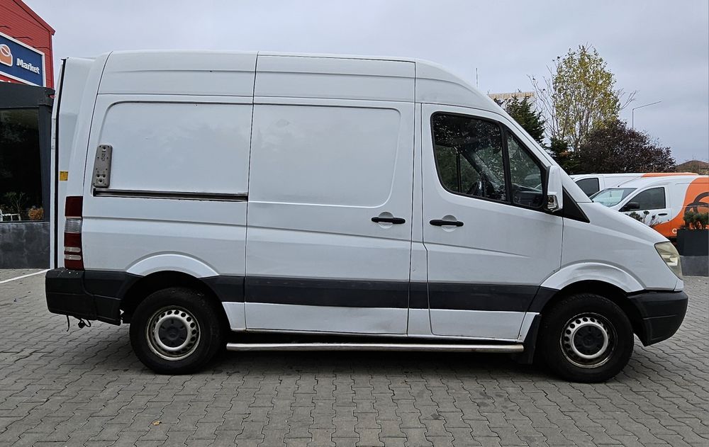 Mercedes Sprinter 309 CDI cu lift – 2.2 Diesel