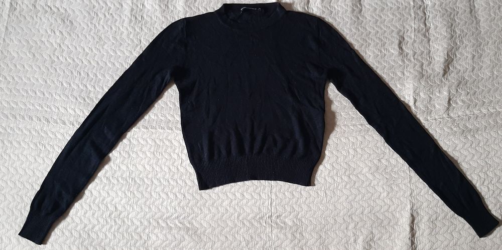 Bluza Zara ,marimea XS,cu  maneca lunga stare foarte buna