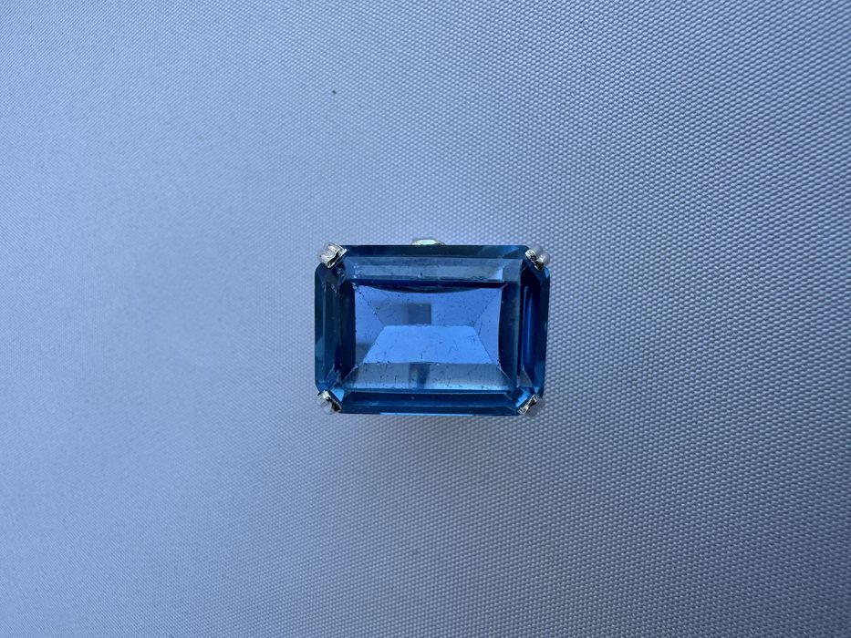 Inel din argint si topaz