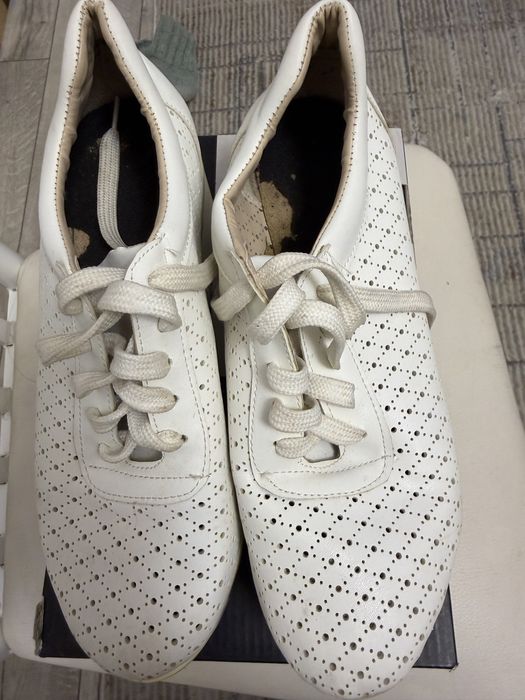 Продам полуботинки и кроссовки(турция)