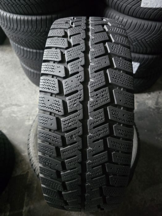 General 215/70 R15 C 109/107R MS iarnă