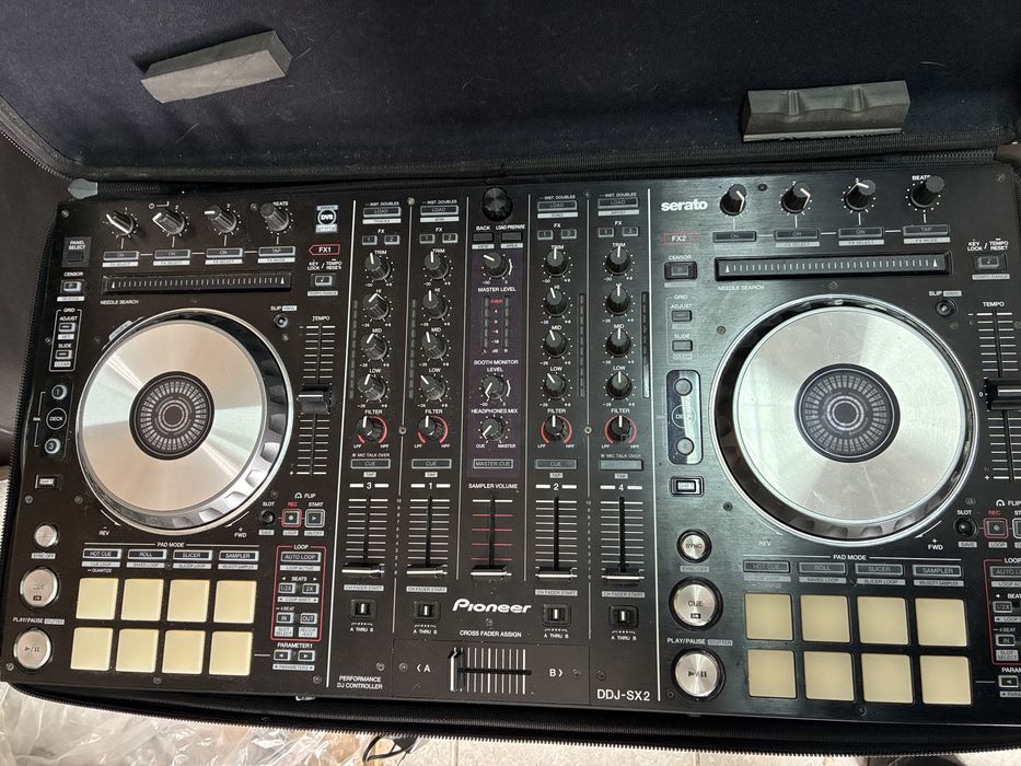 Pioneer DDJ SX2 конзола
