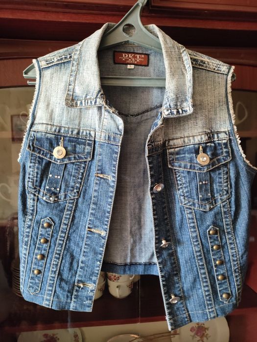 Продам женскую одежду