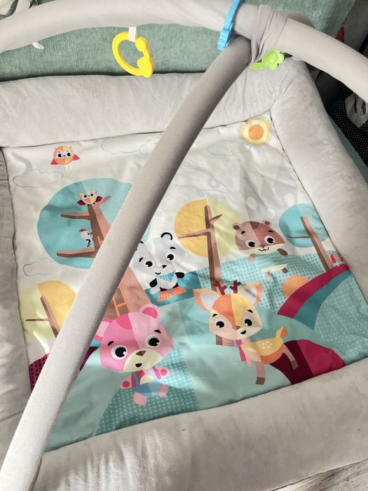 Продам развивающие коврики для детей.Игрушки есть