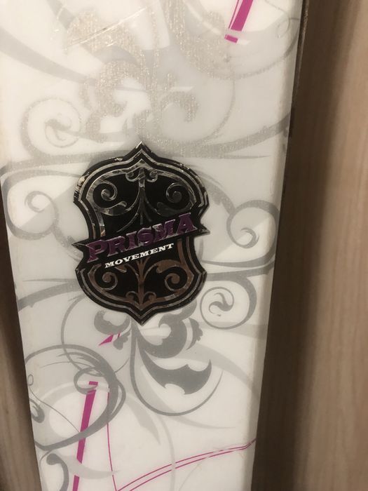 Дамски ски MOVEMENT