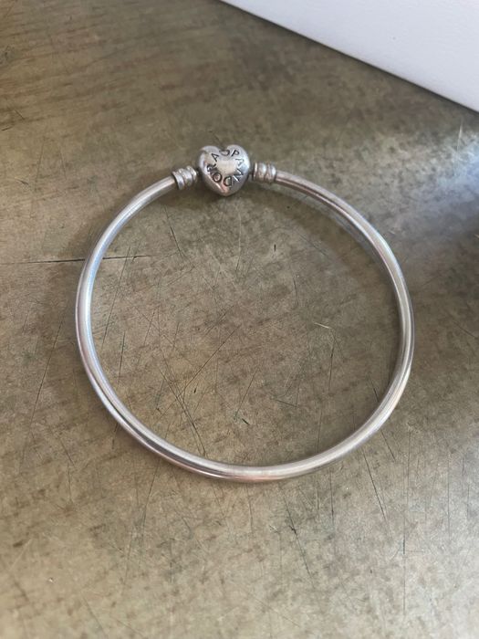 Оригинална гривна Pandora, със сертификат