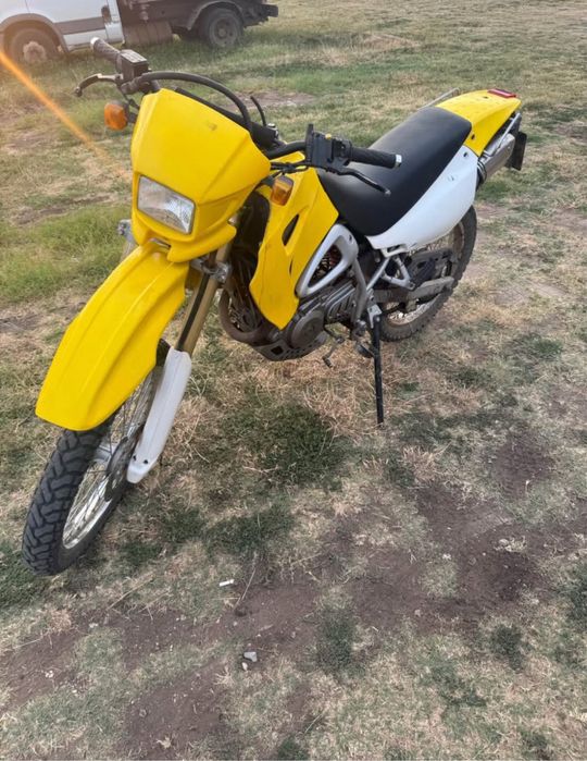 Hyosung 125cc ендуро