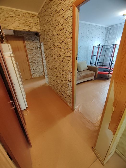 Продается 3-комн (7-30, 1 эт)