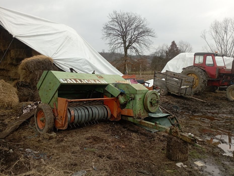 Vând presă Galligani modelul 6000 sau schimb