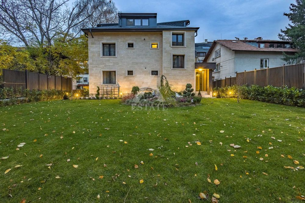 Дава под наем самостоятелна сграда в ж. кв. Лозенец