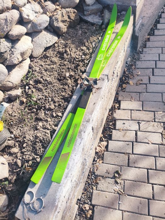 Лыжи снеговик 160см