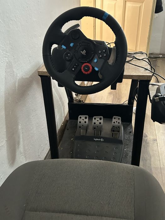 Volan logitech g29 cu schimbator  si suport