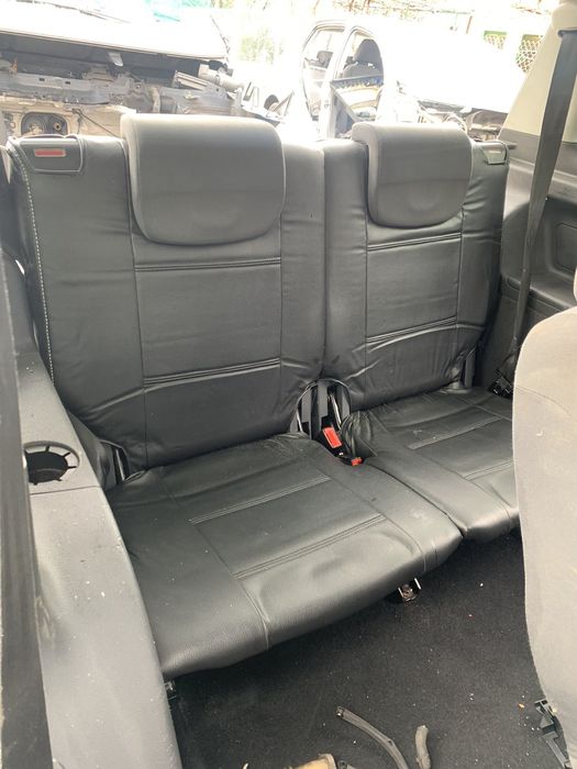 Трети ред седалки фолцваген Тауран 2014  WV toyran