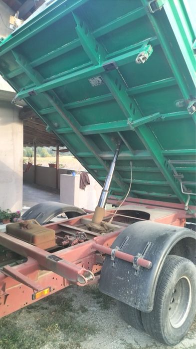 Vând camionetă Iveco daili