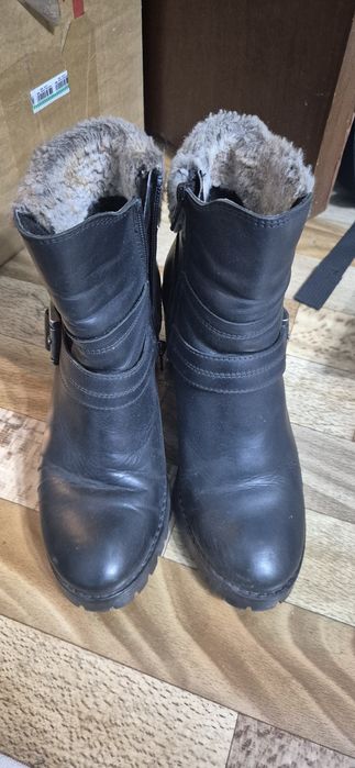 Демисезонная ботинка