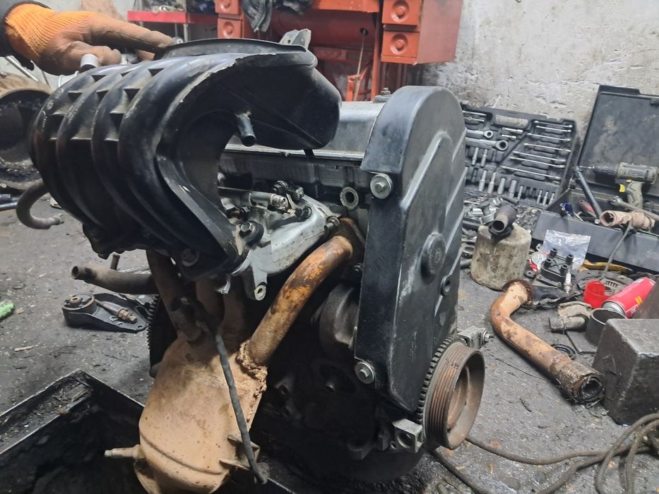 Мотор от ваз 2114и т.д.