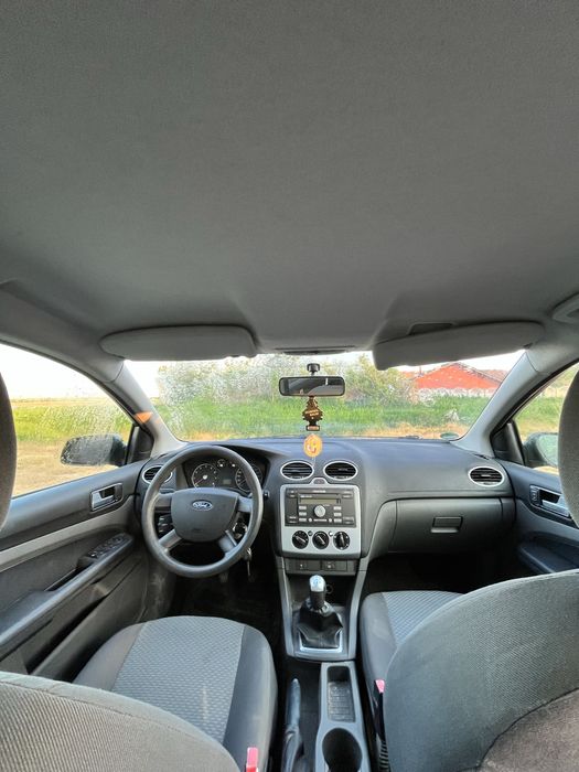 Dezmebrez sau vand Ford Focus MK2 2007!!!
