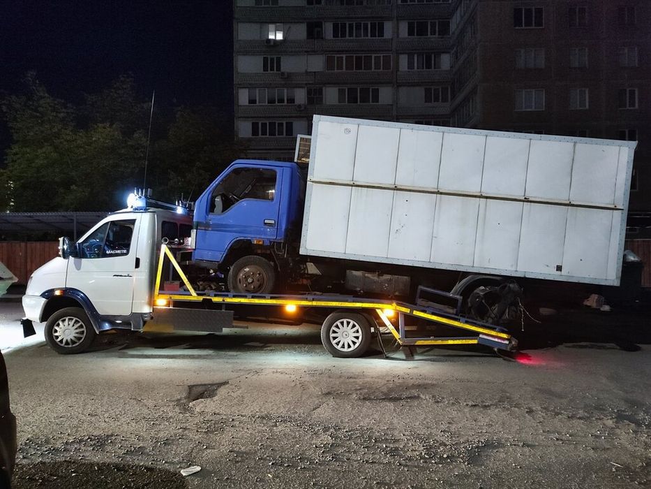 Эвакуатор Актобе 24/7-Быстрое Реагирование!