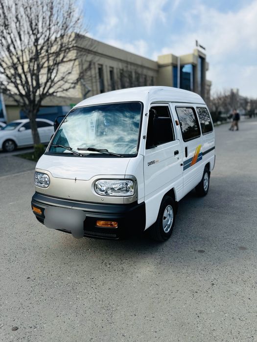 Продам срочно машину