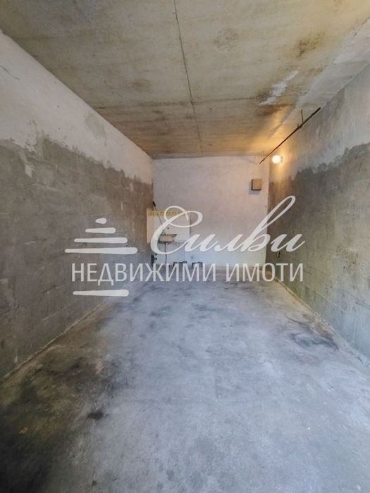 Дава се под наем Гараж / Паркомясто в Шумен, Добруджански - 18 кв.м за 102 € - Снимка #2