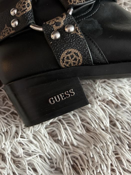 Страхотни боти Guess, 37 номер